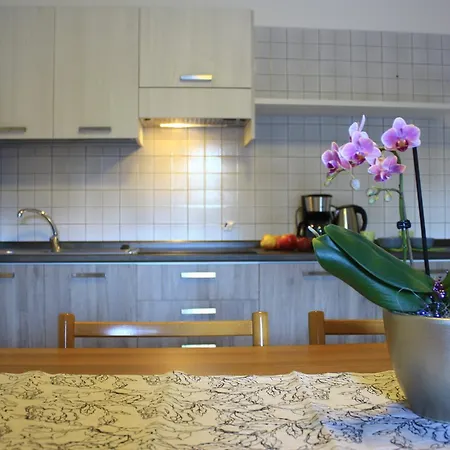 3muzen Hotel apartamentowy Tremosine